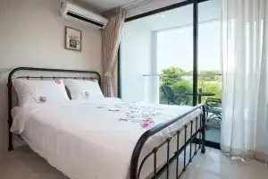 Bangsaray Vacation, Ban Bang Sare