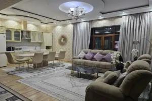 ZimaLeto Hotel, Yusufhona