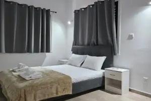 117 KPF - Stay Tranquil Haven Mini-hotel, Paphos