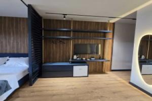 SOLs Center Rooms, Tirana