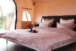 Snow Mountain ·Flower Blossom Hotel, Lijiang