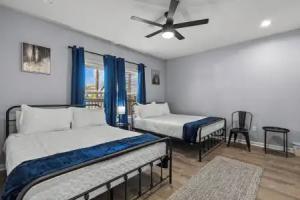 Retreat to a Brand-new Downtown Home 4br/3ba! Tourist base, San Antonio