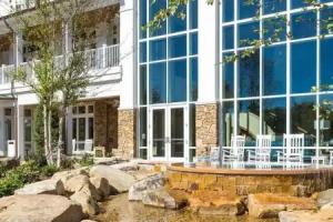 Dollywood's DreamMore Resort, Pigeon Forge