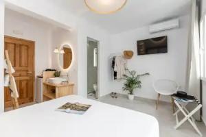 Golden Bird's Guest house, Naxos Chora
