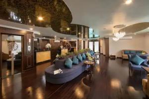 Era Cruises, Halong