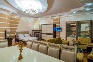 La Villa Hotel, Baku