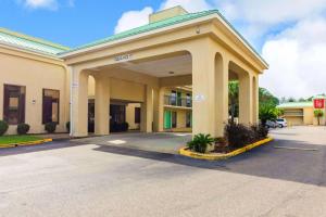 Econo Lodge Inn & Suites, Gulfport