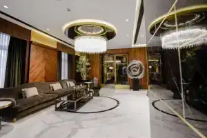 Rocks Hotel & Casino