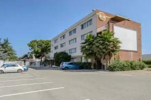 B&B HOTEL Nîmes Ville Active, Nimes