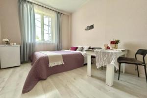 Studii na Klenovom, Troitsk