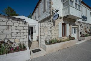 Sedirli Ev Alacati, Alacati