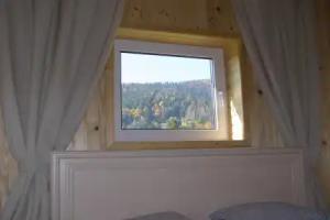 KLEN hotel, Mykulychyn