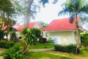 Haadsaikaew Bankrut Resort, Bang Saphan