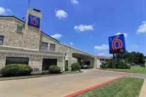 Motel 6 Austin, TX - Central Downtown UT, Austin