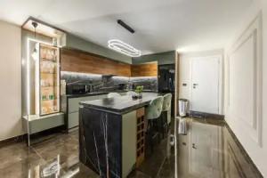 Miracle No 8 Central Modern Duplex Apartments, Tirana