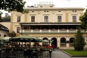 Wien Hotel, Lvov