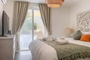Modern Beautifull Pool And Sea Apt Apartments, Qawra