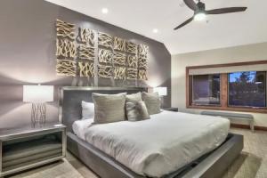 Luxury 3br Steps From Heavenly Village & Gondola 3 Bedroom Condo by RedAwning, Stateline