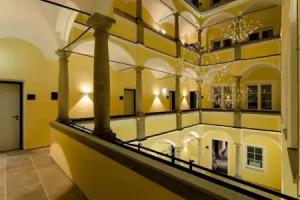 Motel One Linz - Hauptplatz, Linz