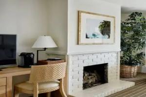 Hotel Carmel, Carmel