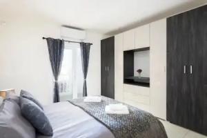 Sunlit Modern Home Country Views Xemxija Apartments, Qawra