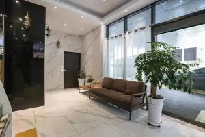 Yuna Hotel Business, Busan