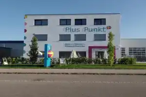 Plus Punkt Private Spa Hotel, Weingarten