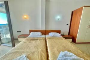 Seaview Apartments, Rafailovici
