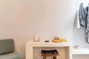 Santo Bloom Luxury Villas, Messaria