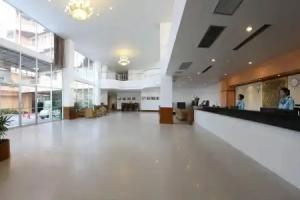 J - Town Serviced Apartments, Sri Racha