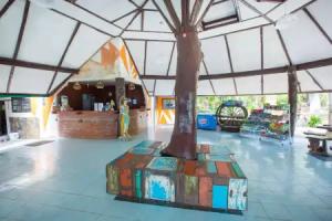 Bottle Beach 1 Resort, Hinkong