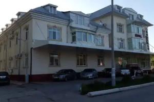Kamilla, Navoi
