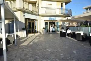 Petite Fleur, Alba Adriatica