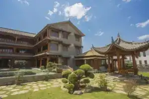 Ba'erhe Shan · Cao Tang (Erhai S Bay Ecological Corridor Store) Hotel