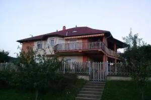 Fügefa Vendégház Apartments, Orfu