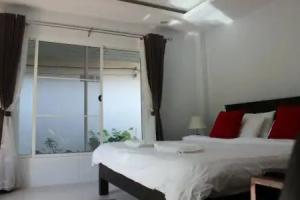 Rommai Rimnam Resort, Ranong City