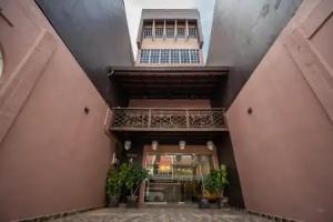 Link Hotel, Georgetown
