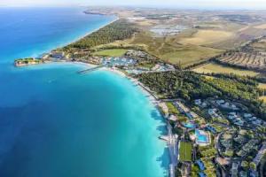 Sani Beach, Sani Beach