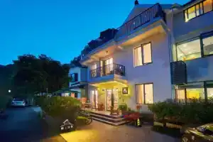 T innn · West Lake | Yueshang Yunshe Homestay (Hangzhou Taiziwan Park Branch), Hangzhou