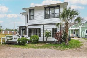Aerie Loft: Cozy 1-bedroom Retreat in, Perfect for Couples!, Biloxi