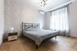 House with a map, Samara