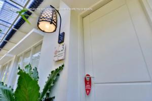 ZEN Rooms Pogung Syariah, Yogyakarta