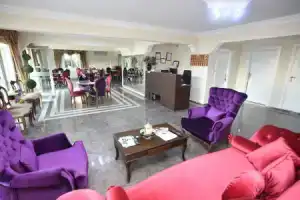 Uzunhan Hotel, Ayvalik