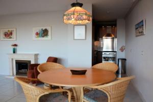 Lovely apartment with sea views on the boulevard of Noordwijk, Noordwijk aan Zee