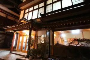 Hatsunoyu hotel, Yamanouchi