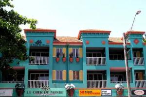 Le Cher Du Monde, Port Douglas