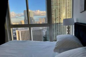 Icon Brickell Apartments, Miami