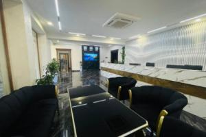 Oqshom Plaza Hotel, Karshi