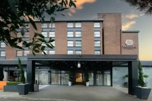 DoubleTree by Hilton London - Ealing Hotel, London
