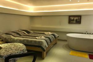 Ráspi Apartman Étterem és Borászat, Fertorakos